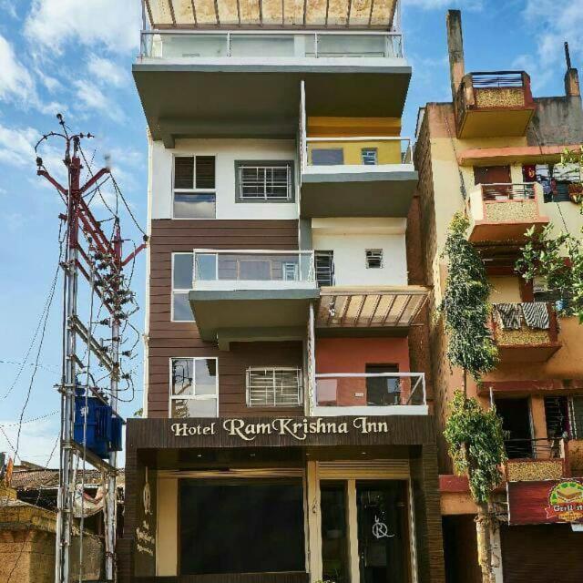 Hotel Ramkrishna Inn Kolhápur Kültér fotó